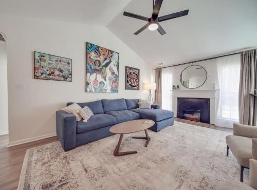 Fully Updated Cozy 3 BR Ranch Escape -WWC- Airport