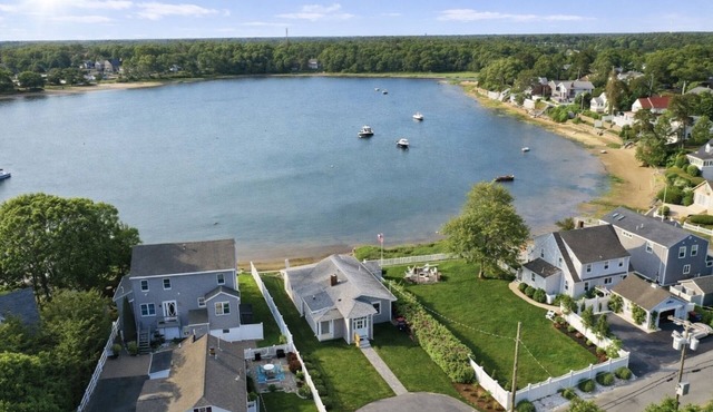 Fun and Sun on the Bay! Waterfront- Slps 6!