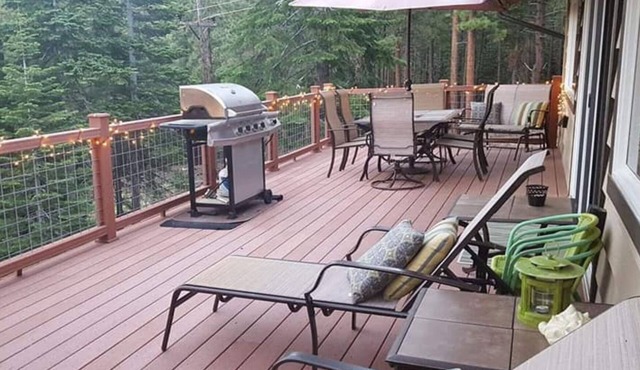 Furnished 4 bdrm mountain retreat in South Lake Tahoe available for 30+ day stay