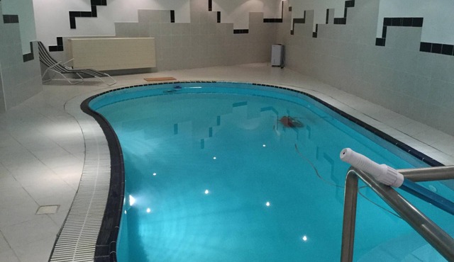 Furnished accommodation with indoor pool