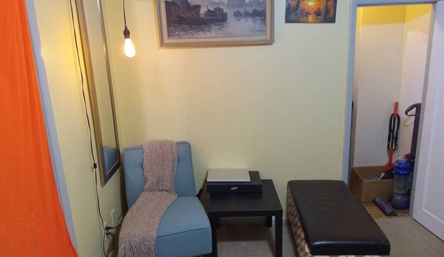 Furnished Private Independent Unit in a Duplex House in the Heart of Ballard!