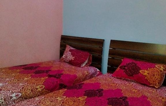 Furnished Rooms