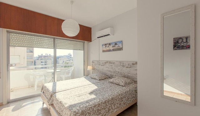 Furnished Seafront Studio