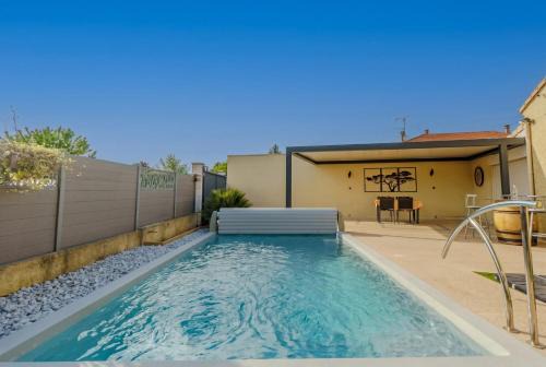 Gîte Avec Spa Privatif Et Piscine