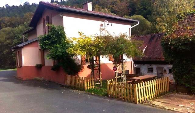 Gîte Ecluse 18 - Authentic lock keeper's house