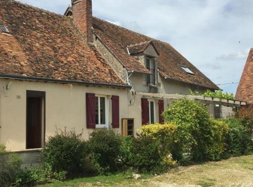 Gîte spacieux avec cheminée et salle de jeux - FR-1-491-442