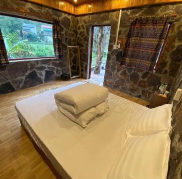 Gạo Homestay Làng Đá