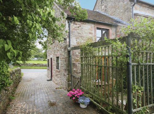 Gable Cottage - E3386
