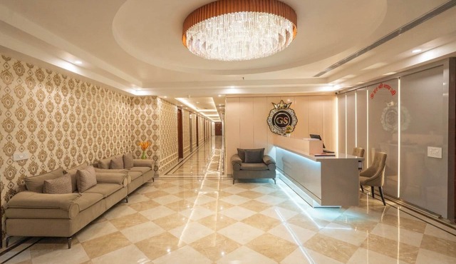 Gajraula Sukhdev Dhaba & Resort