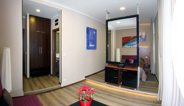 Gala Luxury Suites 2