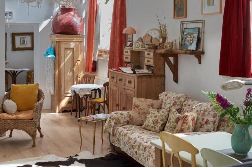 Gallery Flat