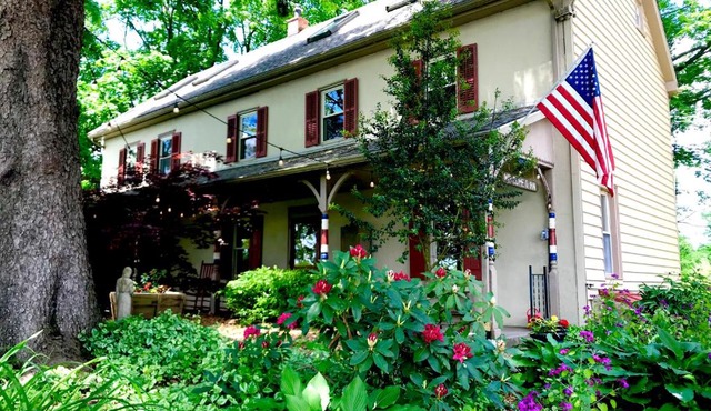 Galvanized America Inn & Art Gallery