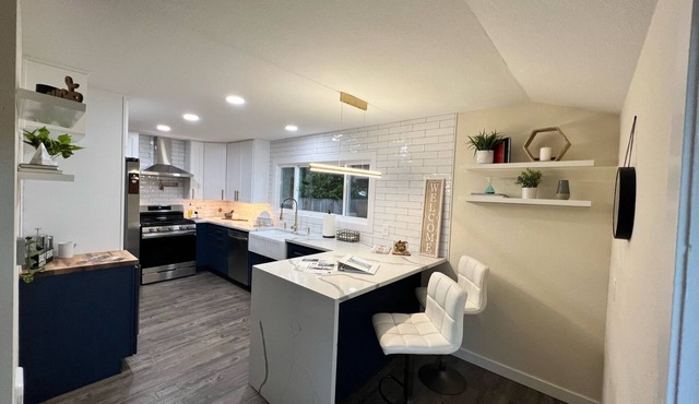 Game-Day Getaway! Modern Home near Downtown, Schools and Stadiums