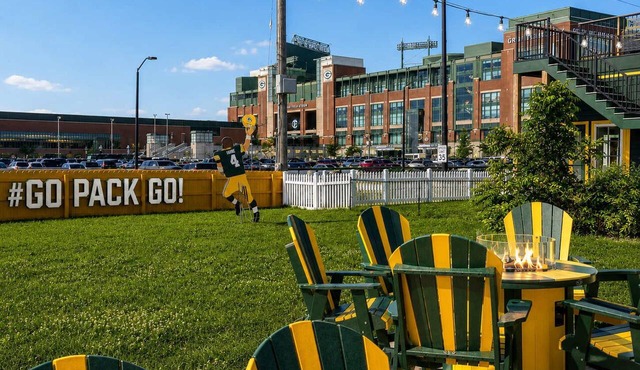 Game Day HQ w/Fan Cave, Fire Pit + Stadium Views