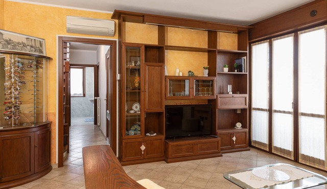 Ganden s Flat in Modena