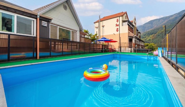 GaPyeong Lucerne kids Spa Pension