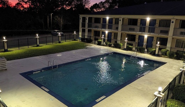 Garden Inn Adairsville