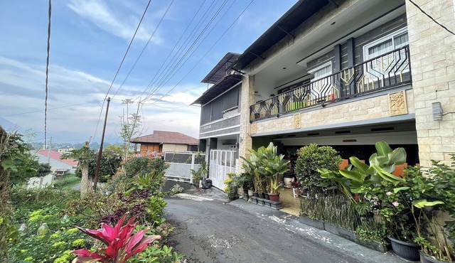 Garden Lounge Villa