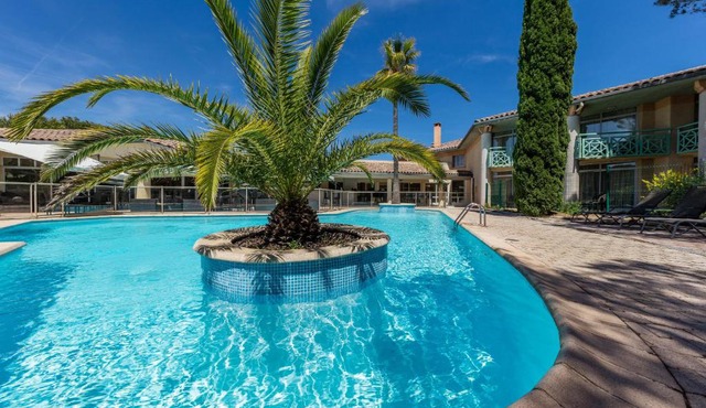 Garrigae Domaine de l'Esterel - piscine & SPA Cinq Mondes