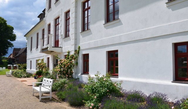 Gartenblick - Ferienwohnung mit eigenem Zugang in den Garten