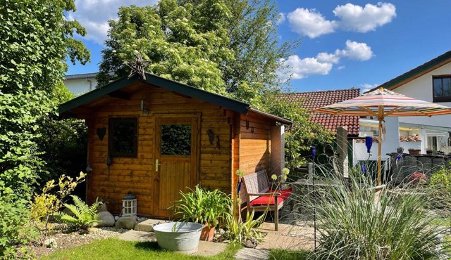 Gartenhäuschen im Grünen