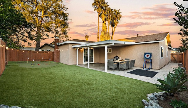 Gate Yard, Garage, 4-Bed, Golf, Mira Mesa