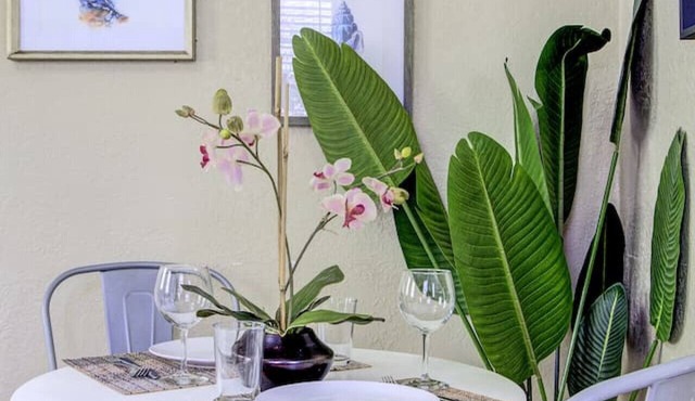 Gated Memphis Stay | Steps from Overton & Dining