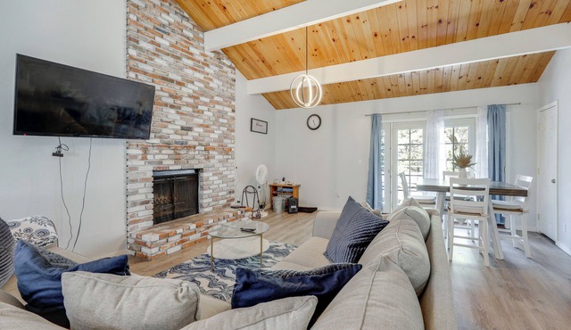 Gateway to Big Bear! High-Country Home w/Deck