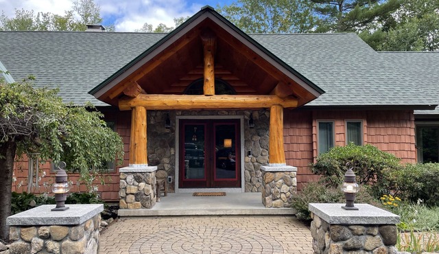 Gather your people in the lakes region of New Hampshire - EV charger, hot tub