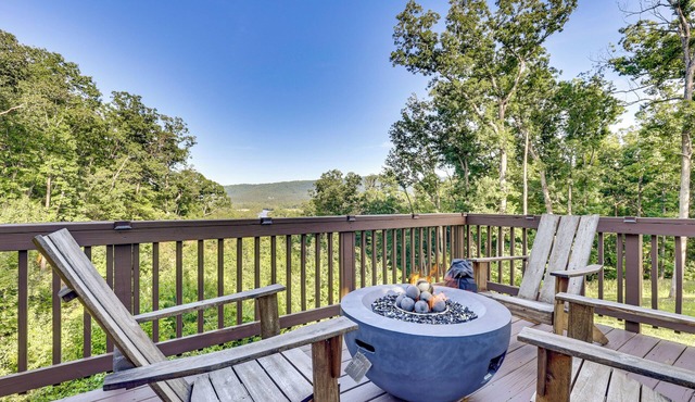 Gazebo Grilling & River Chilling: Front Royal Home