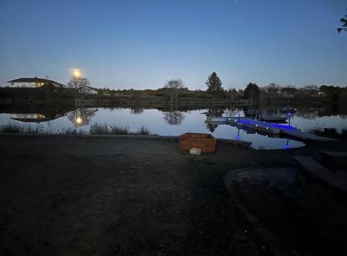 Gearhart Lakefront Oasis