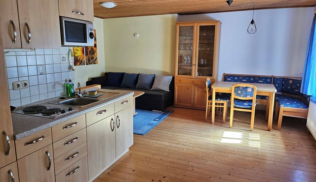 Gemütliche 3-Sterne-Ferienwohnung mit Terrasse und Streichelzoo