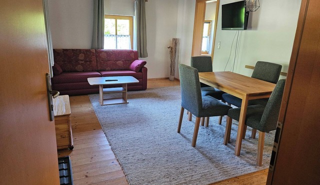 Gemütliche 3-Sterne-Ferienwohnung mit Terrasse, Streichelzoo