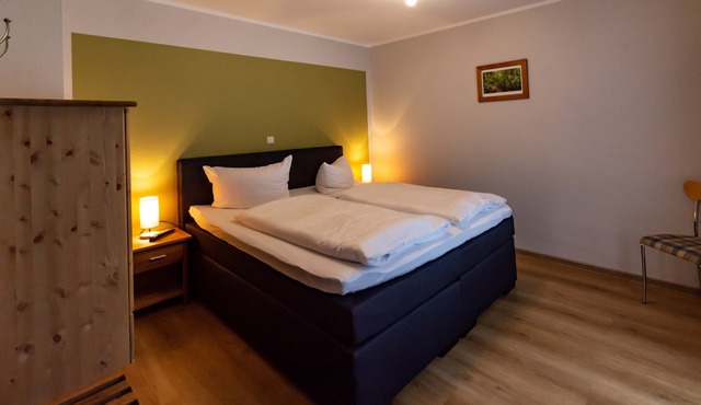 Gemütliche Ferienwohnung Direkt am Rennsteig. Fewo mit Kamin und Terrasse