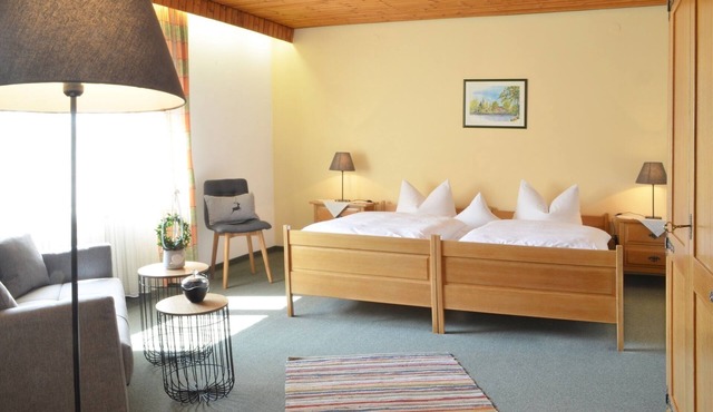 Gemütliche Ferienwohnung (55qm) für 2-3 Gäste mit überdachtem Balkon