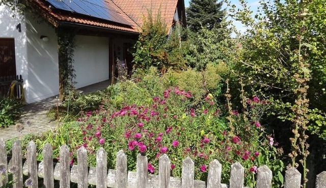 Gemütliche Ferienwohnung mit einer Größe von 38 qm in Sinzing.