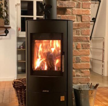 gemütliche rustikale Wohnung mit Kamin und optionalem Whirlpool