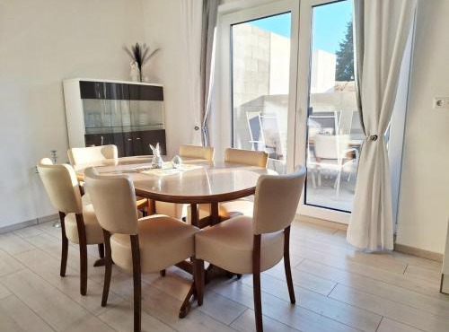 Gemütliche Wohnung mit Terrasse nahe Würth