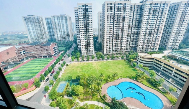 Gem at Vinhomes Ocean Park 1! Family-sized apt with airy and spectacular view