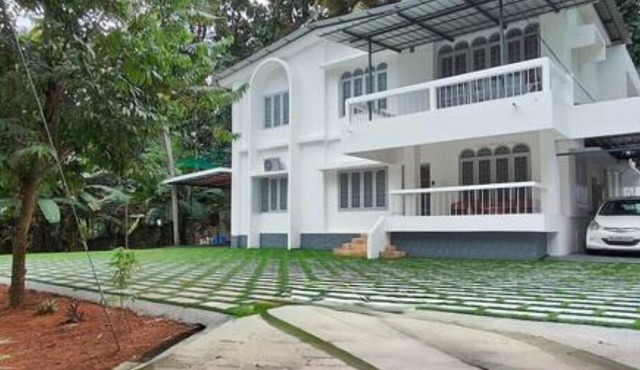 Genesis Spaces Upper AC 2 guests