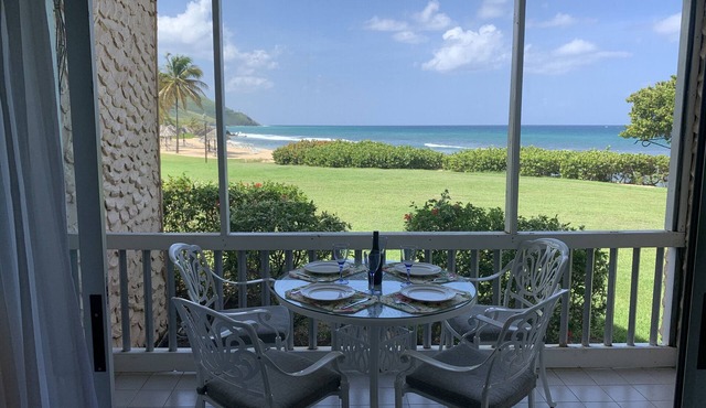 Gentle Winds 2/BR 2/BA Closest building to the Sea! Sunset Views! Ground Floor