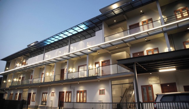 Gentur Enclave
