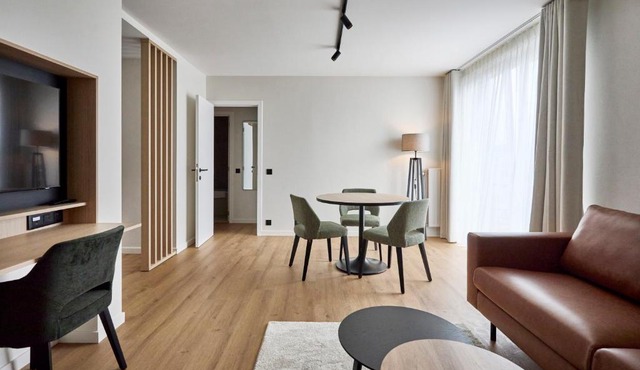 Georges Henri Aparthotel