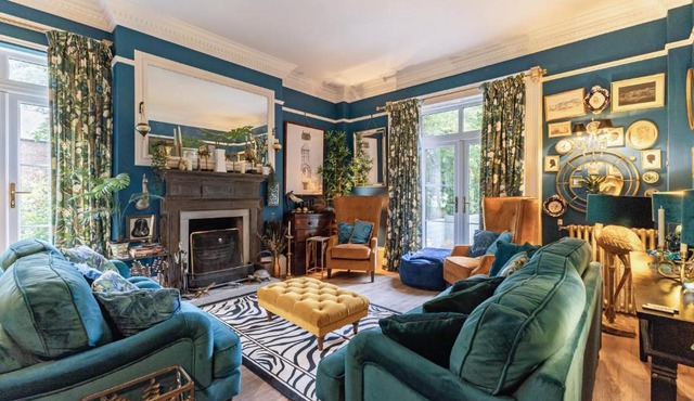 Georgian Country House Hot Tub Dog Friendly