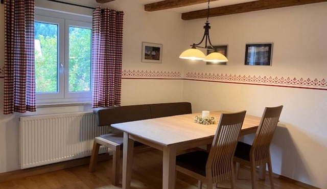 Geschmackvoll eingerichtete Ferienwohnung mit Blick auf den Arber