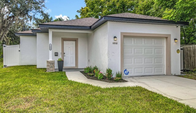 Getaways, your way! Spacious & Modern 3BR, 2BA