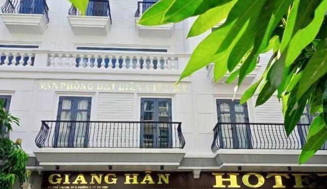 Giang Han Hotel