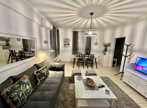 Gianna’s apartment central Aigio Cozy and Shining