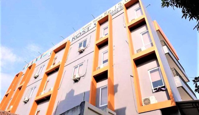 Giant Kost