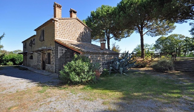Ginestrella - Country Villa with swimming pool in Umbria